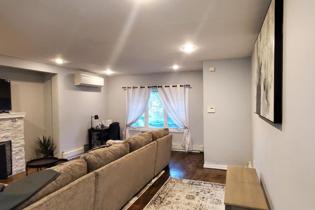 Quiet 3 Bedroom Apartment In Private Home 纽约 外观 照片